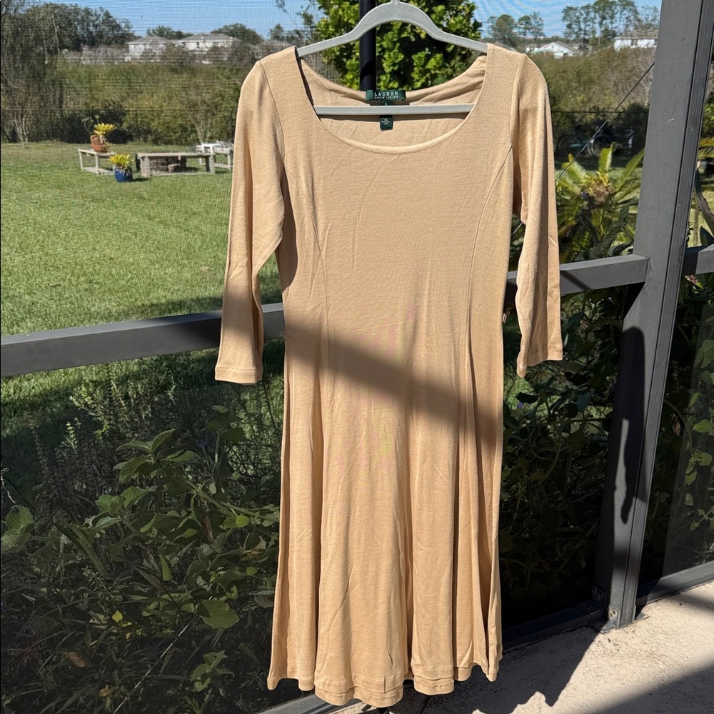 Lauren Ralph Lauren tan silk/wool blend Long Sleeve Dress no belt